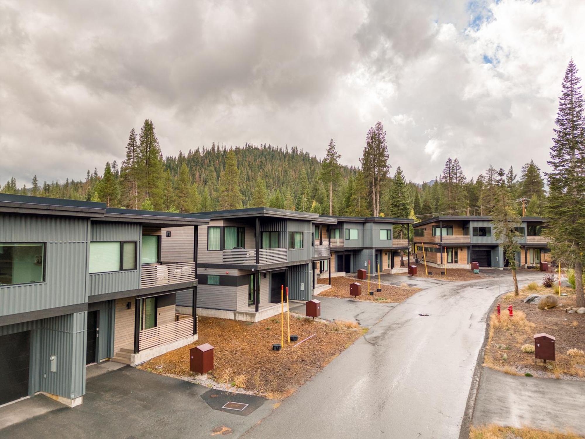 Lightening Run At Palisades - 3 Bedroom 3 Ba Condo Steps To Palisades Tahoe- Ski Shuttle Olympic Valley  Exterior photo